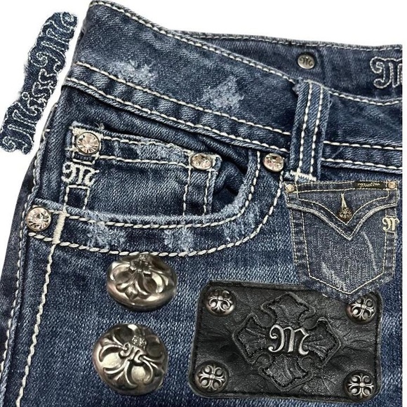 gorgeous dark wash Y2K dark denim rhinestone bedazzled low rise miss me  jeans - Picture 4 of 4